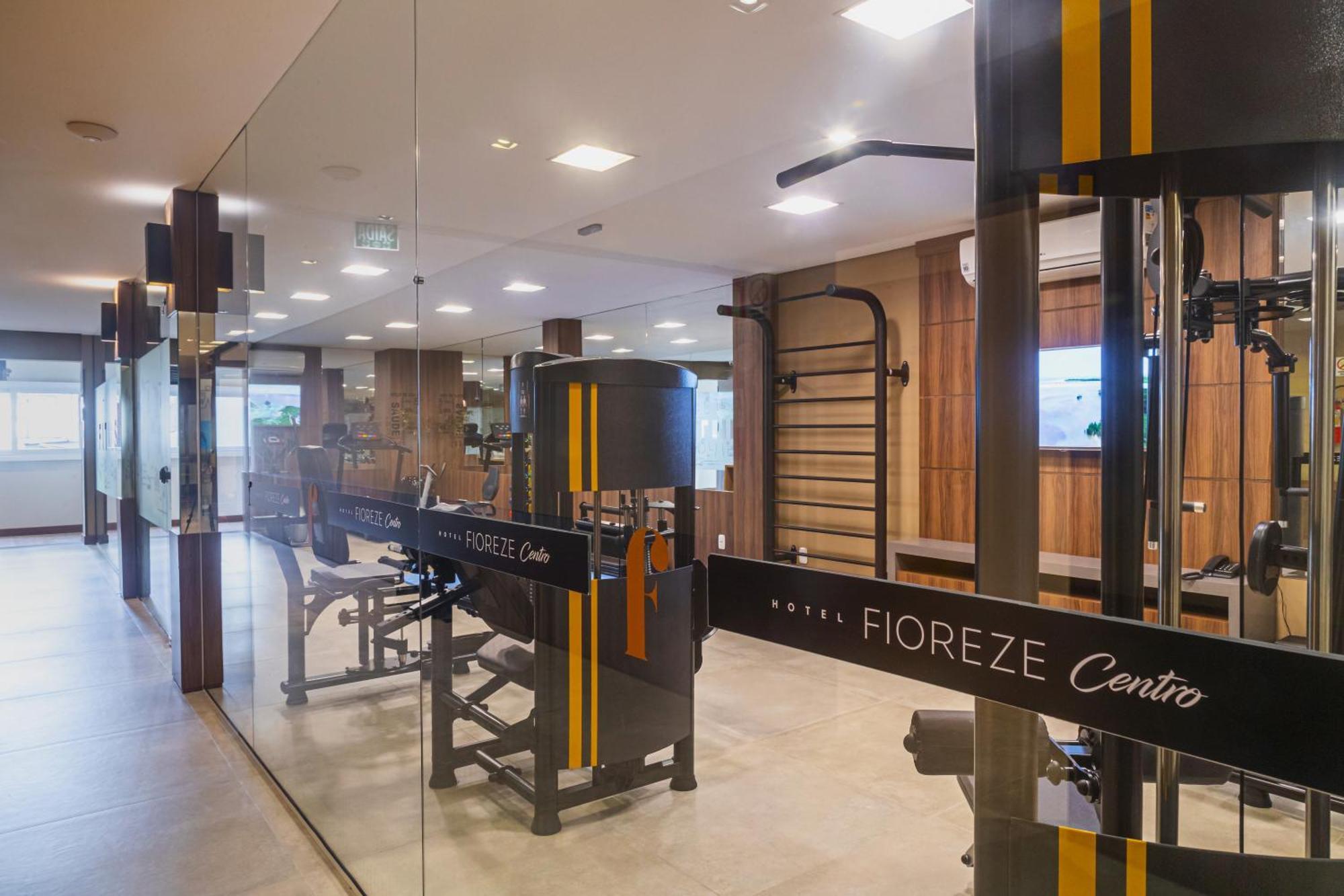 גראמדו Hotel Fioreze Centro מראה חיצוני תמונה
